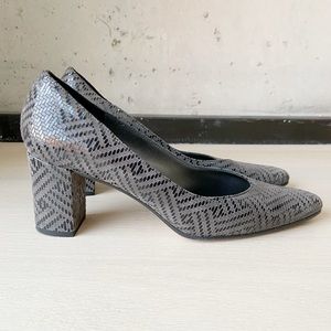 Roberto Capucci Grey Textured Heel